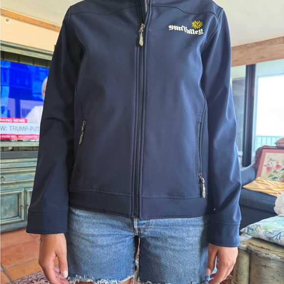 Size Medium Women's Sun Valley Navy Ski Jacket